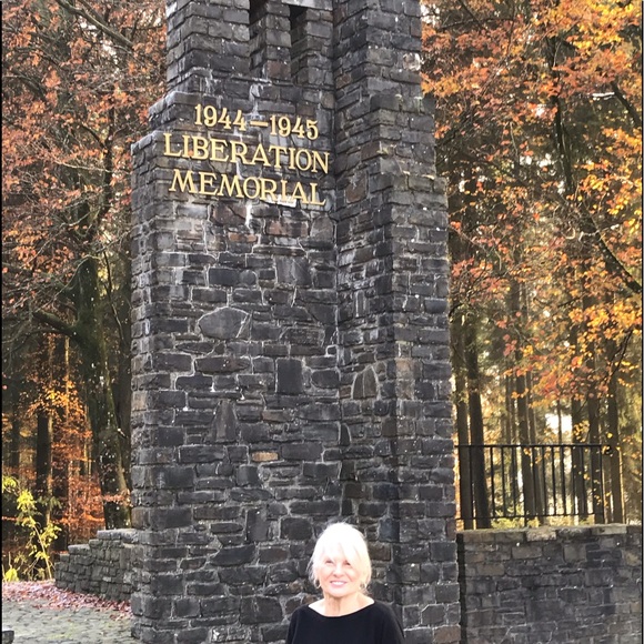 Meet your Posher, Maxine - Picture 9 of 15